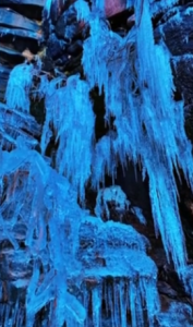 frozen saudi arabia waterfall.PNG